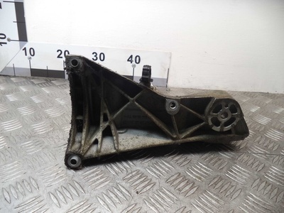 9481022151R Кронштейн Porsche Cayenne II (958) 2010 - 2014 2011 ,