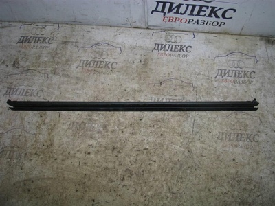 5G4837480B уплотнитель двери VW Golf VII 2012> 2013