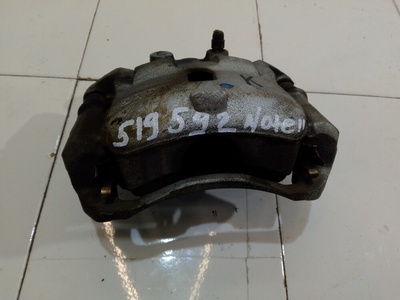 410111HA0A Суппорт передний левый Nissan March K13 2010-