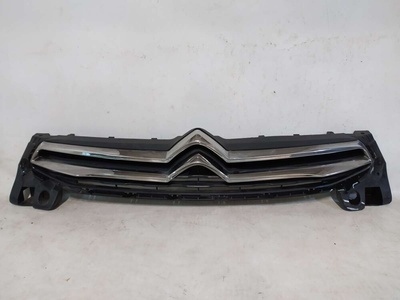 9676957880 Решетка радиатора Citroen C-Elysee 2015