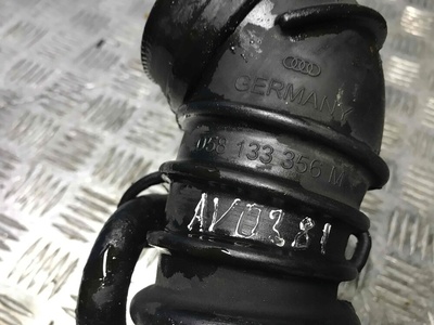 058133356M Патрубок (трубопровод, шланг) Audi A4 2003