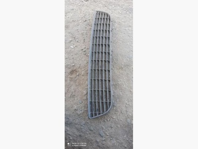 Заглушка (решетка) в бампер Opel Signum 2004