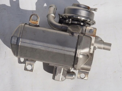 04L131512B ап радиатор системы рециркуляции ог a3 q2 гольф passat