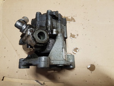 4Z7145156G audi rs4 s4 b6 b7 4.2 насос гур