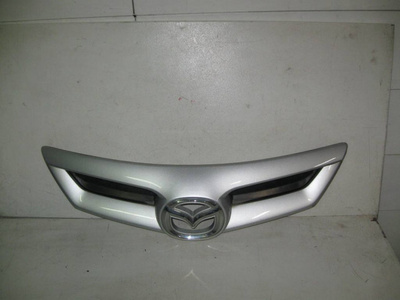 br5v50711 Решетка радиатора Mazda 3 (BK) 2002-2009