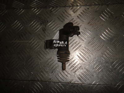 3062095F0A Цилиндр сцепления рабочий Almera Classic B10 (06-13) б\у (арт. )
