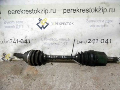 F06925600B Привод 323F (94-98) пер L 1.8 АКПП (26/24) в сборе б/у