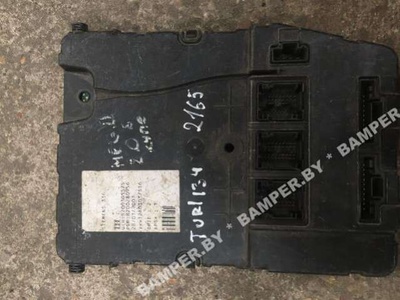 8200305575 Блок предохранителей Renault Megane 2 2006