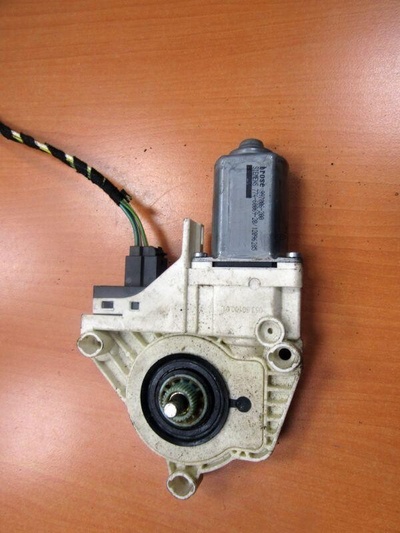 4F0959802C моторчик стеклоподъемника задний правый Audi A6 4F/C6 2010