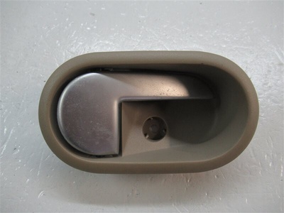 1329933 Ручка двери Ford FIESTA MK6 (CBK) 2005