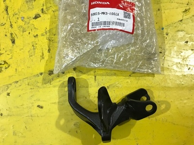 50615mkse00za Кронштейн подножки Honda CRF-1100D 2019-