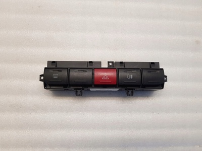 7353061040 ducato jumper boxer рестайлинг панель света аварийных