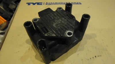 032905106B Катушка зажигания Volkswagen Golf 4 поколение 2000