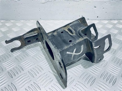 4L0807134A Усилитель бампера переднего Audi Q7 2008