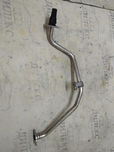 06F131521M трубка картерных газов VW Passat (B6) 2005-2010 2007