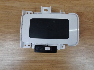 861C047010A0 toyota prius 4 2016 зарядное устройство 861c0 - 47010