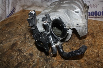 079133185AD Коллектор впускной Audi A6 III 4E2 4E8 D3