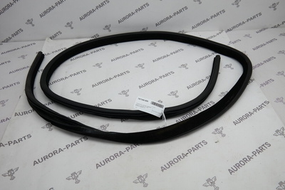 LR034097 Уплотнитель проема передней двери (на кузове) LH=RH Land Rover Range Rover P400E L405 2012