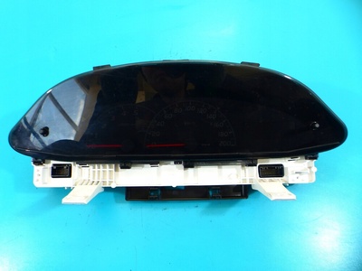 838000DG40 спидометр toyota yaris ii 1.4 d4d рестайлинг европа