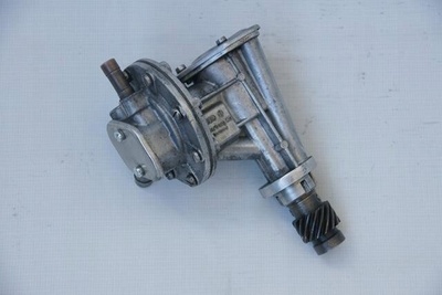 068145101 насос vacum вакуумный volkswagen jetta mk1 i mk2 ii