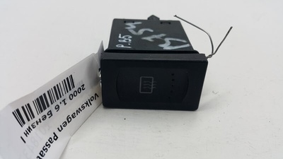 3B0959621C Кнопка (выключатель) Volkswagen Passat B5 2000