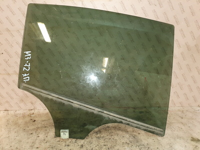 BBM572511 Стекло двери задней Mazda 3 II (BL) (2009–2011) 2009 BBM5-72-511