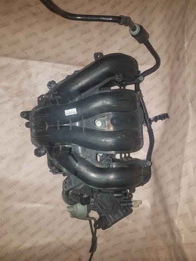 LF9413100A Коллектор впускной Mazda 3 I (BK) Рестайлинг (2006–2009) 2008 LF94-13-100A