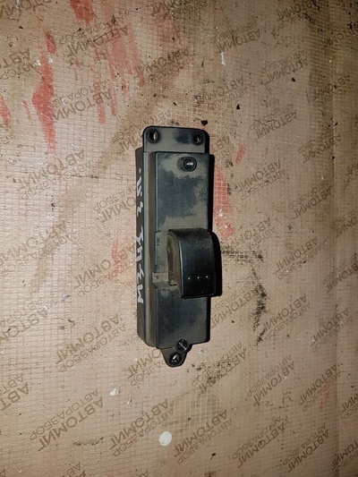 BS3E66380 Кнопка стеклоподъемника Mazda 3 I (BK) Рестайлинг (2006–2009) 2007 BS3E-66-380