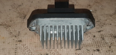 GS1E61B15 Резистор отопителя Mazda 6 II (GH) Рестайлинг (2009–2013) 2010 GS1E-61-B15