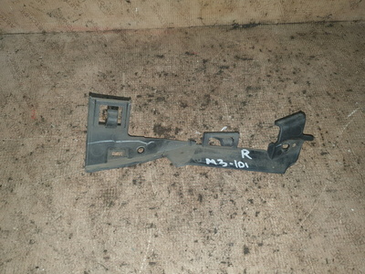 BCW850103 Кронштейн переднего бампера Mazda 3 II (BL) (2009–2011) 2009 BCW8-50-103