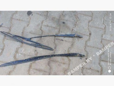 8200620431 Щеткодержатель (поводок стеклоочистителя, дворник) Renault Logan 2006 , 8200620432