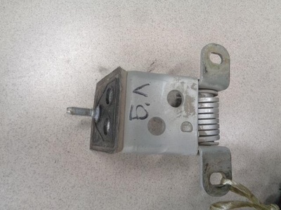 BMB760013 Петля двери багажника нижняя Land Rover Range Rover 3 2002-2012 2002