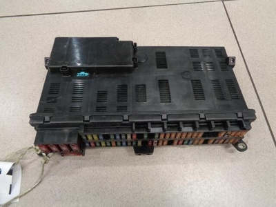 YQE500380 Блок предохранителей салонный Land Rover Range Rover 3 2002-2012 2002 YQE 500380