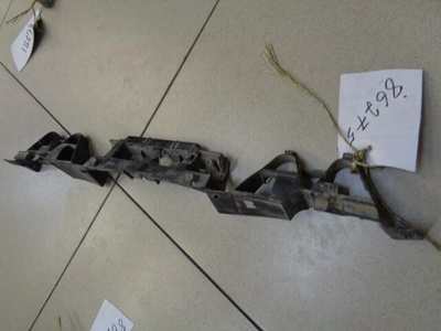8200146040 Кронштейн заднего бампера центральный Renault Megane 2 2002-2008 2007