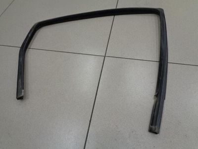 1229758 Уплотнитель стекла двери задней левой Ford Focus 1 1998-2005 2004