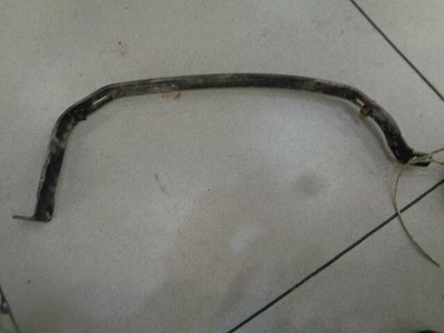8D0201653B Лента крепления бензобака Audi A4 B5 1994-2001 1999