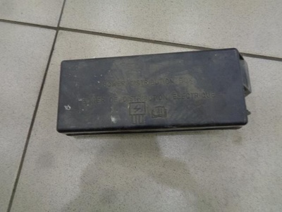 5M6Z14A003AA Крышка блока предохранителей Ford Escape 2000-2006 2006