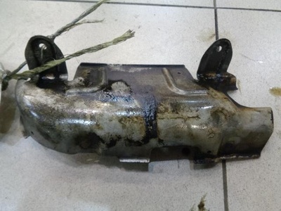 06E253037K Экран тепловой Audi A8 D3 2002-2010 2005