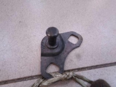 FQQ000020 Ответная часть замка багажника Land Rover Range Rover 3 2002-2012 2004