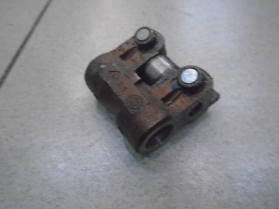077109417K Коромысло Audi A8 D3 2002-2010 2004