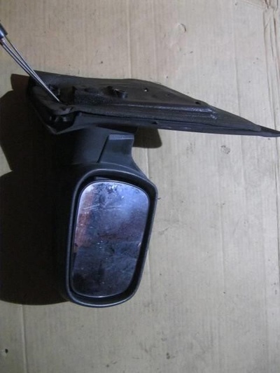 1452852 Зеркало правое механическое Ford Fiesta 2001-2007 2006