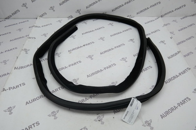 LR034097 Уплотнитель проема передней двери (на кузове) LH=RH Land Rover Range Rover P400E L405 2012