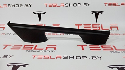 106161900B Накладка основания 1-ого ряда сидений правая Tesla Model X 2019 1061619-00-B
