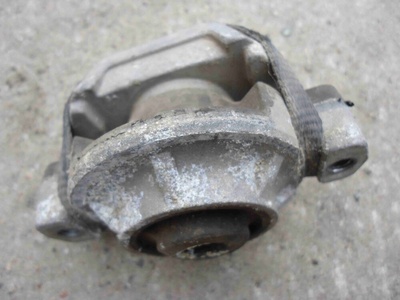 4E0399151BD Подушка крепления КПП Audi A8 2006