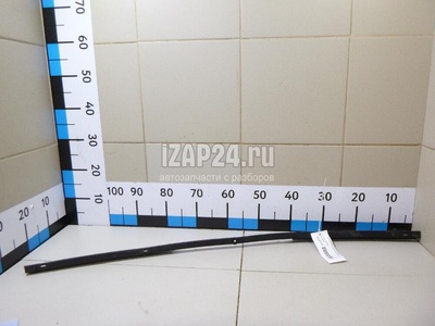 4B9807989 Направляющая заднего бампера VAG A6 [C5] (1997 - 2004)