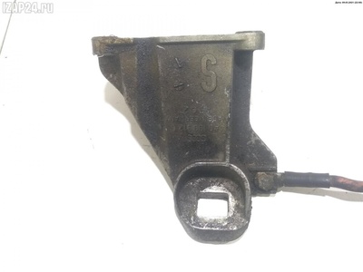 4A0199312C Кронштейн двигателя опорный R Audi 100 C4 (1991-1994) 1992
