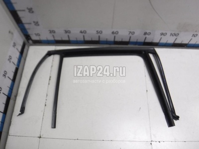 2537350425 Уплотнитель стекла двери Mercedes Benz GLC-Class C253 COUPE 2016