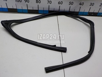 1855866 Уплотнитель стекла двери Ford EcoSport 2013
