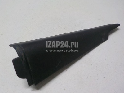 822928H300 Накладка двери задней правой Nissan X-Trail (T30) (2001 - 2006)