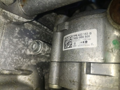 7P6422153B насос гур touareg 7p q7 cayenne